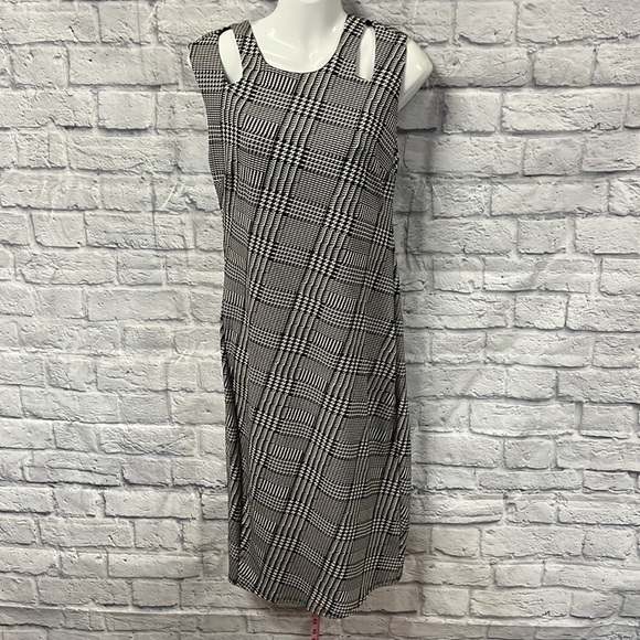 Carmen Marc Valvo Black & White Houndstooth Knit Midi Dress Sleeveless - Picture 2 of 13